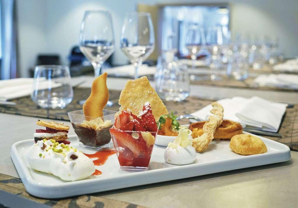 Mercure Maintenon Εστιατόριο φωτογραφία