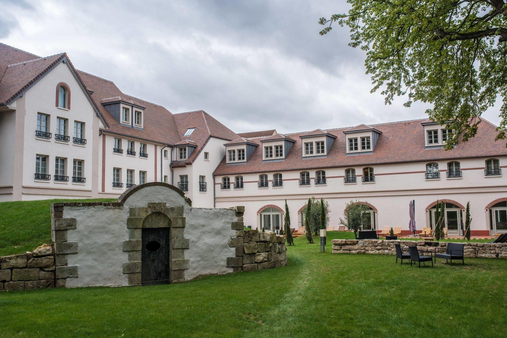 Mercure Maintenon Εξωτερικό φωτογραφία